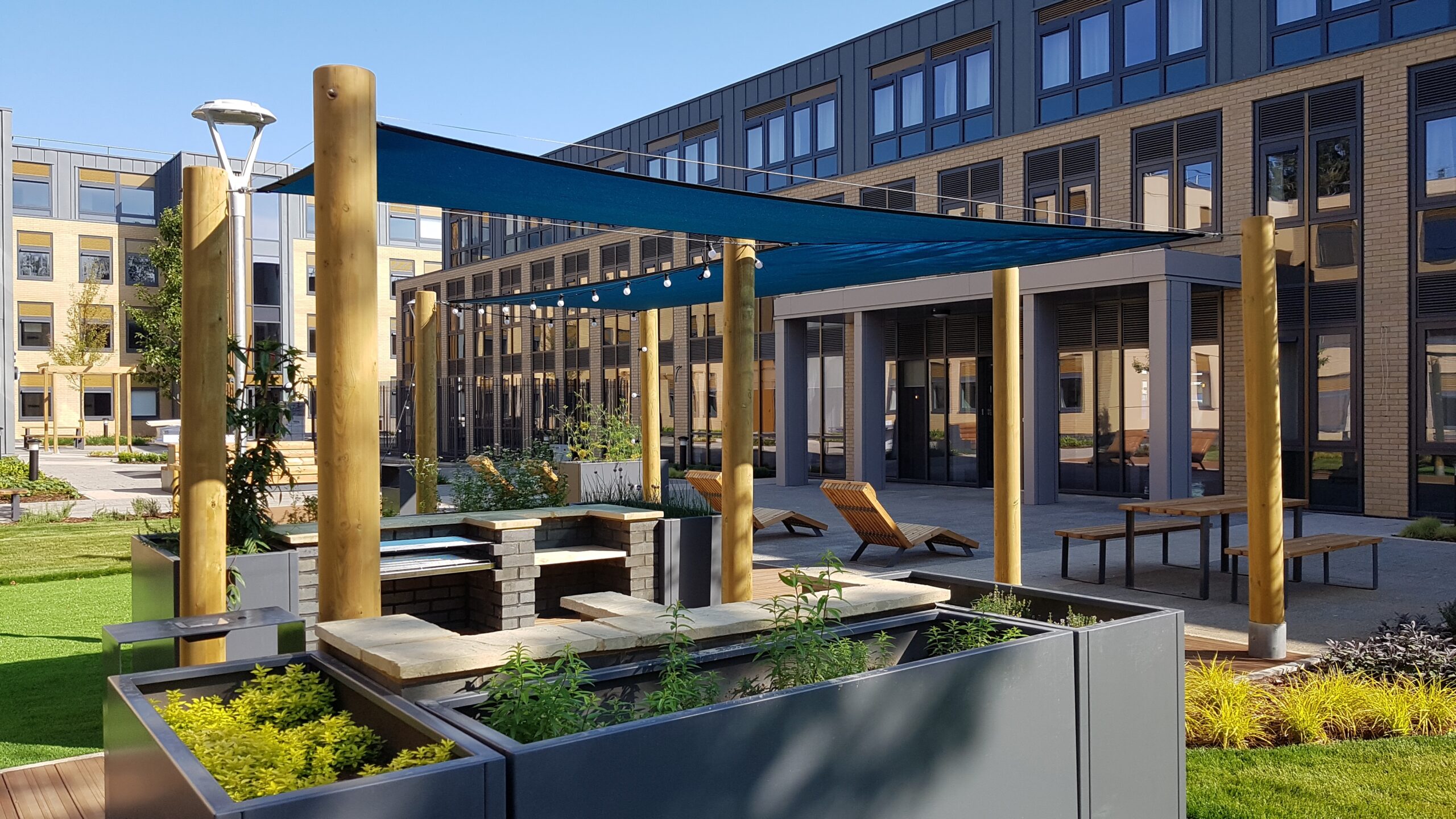 Hatfield Street Furniture Manufacturers & Suppliers UK Landmark